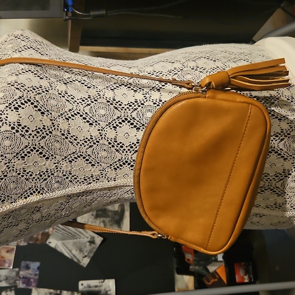 Neiman Marcus Mini Leather Crossbody Bag - Picture 5 of 13